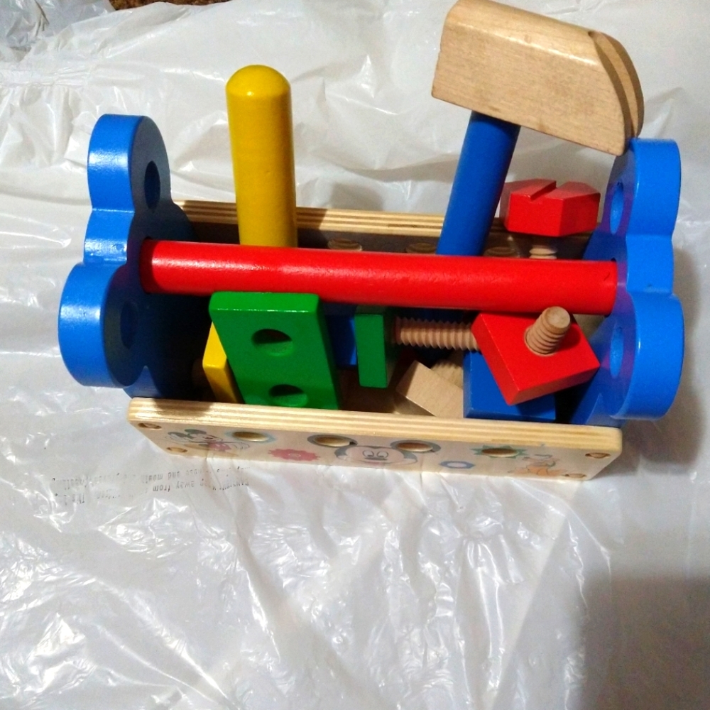 Melissa & Doug Mickey Mouse Wooden Tool Kit